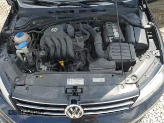 2015 Volkswagen Jetta S z VIN 3VW2K7AJ4FM407079, wystawiony jako Copart lot #61793135 z przebiegiem 101 772 mil mil oraz Szkoda całkowita • Salvage title. Historia ofert i sprzedaży dostępna na DreamBid. Obrazek 11.