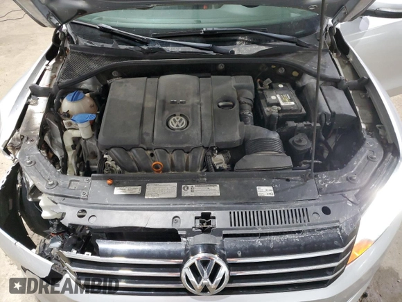 2013 Volkswagen Passat SE w/Sunroof with VIN 1VWBP7A38DC010542, listed as a Copart auction lot 46827375 with 82,160 mi miles and Salvage Title. Bid and sale history available at carsss.com. Image 11.