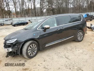 2022 Chrysler Pacifica Hybrid Limited z VIN 2C4RC1S7XNR151455, wystawiony jako Copart lot #89047545 z przebiegiem 21 237 mil mil oraz Szkoda całkowita • Salvage title. Historia ofert i sprzedaży dostępna na DreamBid. Obrazek 1.
