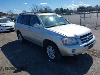 2006 Toyota Highlander Hybrid with VIN JTEEW21A660033760, listed as a IAAI auction lot 41892233 with 188,870 mi miles. Bid and sale history available at carsss.com. Image 1.