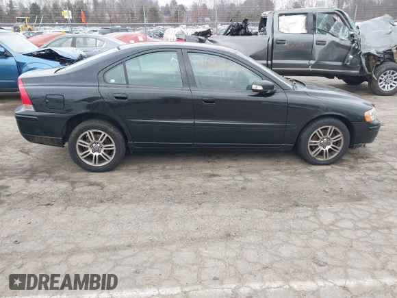2009 Volvo S60 2.5T with VIN YV1RH592692723722, listed as a IAAI auction lot 41302600 with 126,027 mi miles. Bid and sale history available at carsss.com. Image 14.