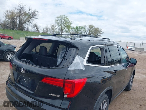 2017 Honda Pilot EX-L with VIN 5FNYF6H51HB045854, listed as a IAAI auction lot 42178053 with 114,913 mi miles and . Bid and sale history available at DreamBid. Image 6.