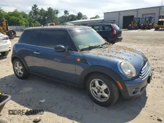 2009 MINI Hardtop z VIN WMWMF33569TU75900, wystawiony jako Copart lot #63092645 z przebiegiem 133 500 mil mil oraz Czysty tytuł • Clean title. Historia ofert i sprzedaży dostępna na DreamBid. Obrazek 4.