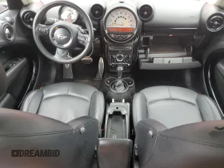 2014 MINI Countryman S with VIN WMWZC3C53EWP25410, listed as a Copart auction lot 62900915 with 122,088 mi miles and Clean title. Bid and sale history available at DreamBid. Image 8.