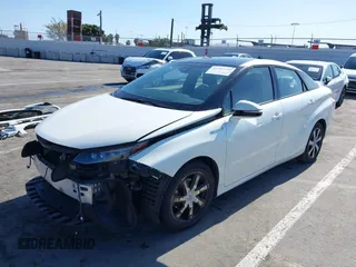 2019 Toyota Mirai with VIN JTDBVRBD4KA006749, listed as a IAAI auction lot 42287199 with 70,677 mi miles and . Bid and sale history available at DreamBid. Image 19.