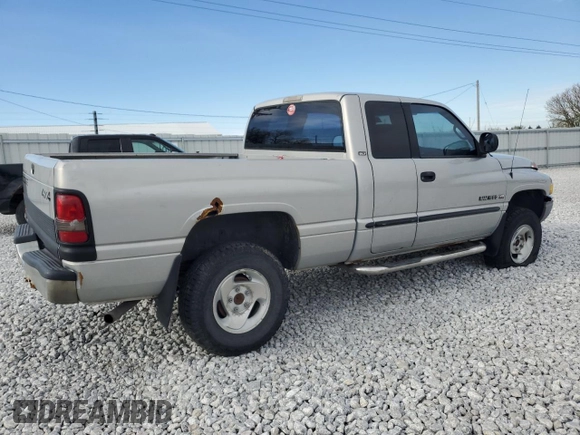 2001 Dodge 1500 z VIN 3B7HF13Z11G165621, wystawiony jako Copart lot #52585255 z przebiegiem 232 673 mil mil oraz Szkoda całkowita • Salvage title. Historia ofert i sprzedaży dostępna na DreamBid. Obrazek 3.