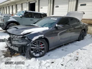 2019 Dodge Charger Scat Pack z VIN 2C3CDXGJ9KH688981, wystawiony jako Copart lot #45801285 z przebiegiem 57 360 mil mil oraz Szkoda całkowita • Salvage title. Historia ofert i sprzedaży dostępna na DreamBid. Obrazek 1.