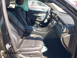 2022 Mercedes-Benz GLC 300 с VIN W1N0G8DB0NV346185, выставлен на аукционе IAAI как лот 42165180 с пробегом 21 782 миль миль и . История ставок и продаж доступна на DreamBid. Изображение 5.
