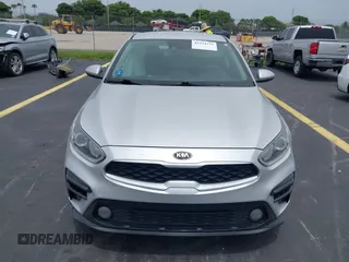 2019 Kia Forte LXS с VIN 3KPF24AD6KE044933, выставлен на аукционе IAAI как лот 42424725 с пробегом 142 854 миль миль и . История ставок и продаж доступна на DreamBid. Изображение 12.