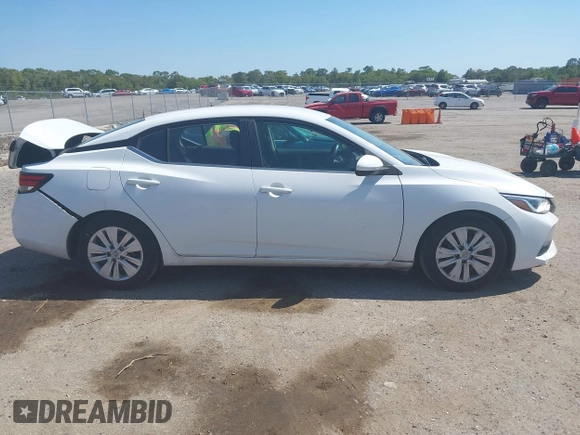 2020 Nissan Sentra S with VIN 3N1AB8BVXLY207174, listed as a IAAI auction lot 42058963 with 133,458 mi miles. Bid and sale history available at carsss.com. Image 13.