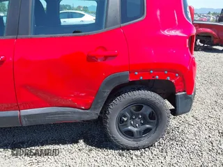 2017 Jeep Renegade Sport z VIN ZACCJBAB8HPG03001, wystawiony jako IAAI lot #42058209 z przebiegiem 80 655 mil mil oraz . Historia ofert i sprzedaży dostępna na DreamBid. Obrazek 6.