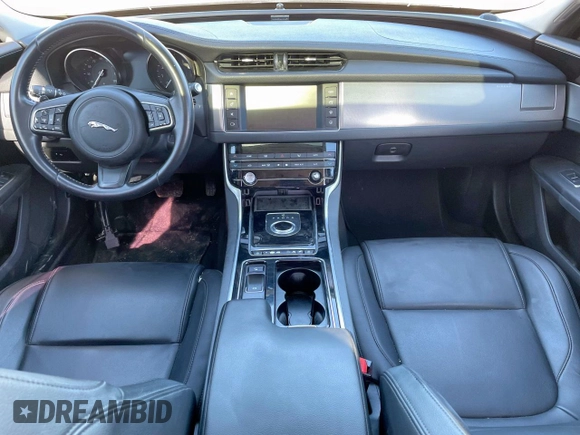 2018 Jaguar XF 25t with VIN SAJBR4FX5JCY70175, listed as a Copart auction lot 57207855 with 127,416 mi miles and Clean Title. Bid and sale history available at DreamBid. Image 9.