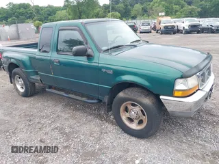 2000 Ford Ranger XL with VIN 1FTZR15V5YTA62785, listed as a IAAI auction lot 42544325 with 162,427 mi miles and . Bid and sale history available at DreamBid. Image 1.