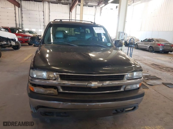 2004 Chevrolet Suburban LT with VIN 1GNFK16Z64J268977, listed as a IAAI auction lot 41573029 with NaN miles. Bid and sale history available at carsss.com. Image 12.