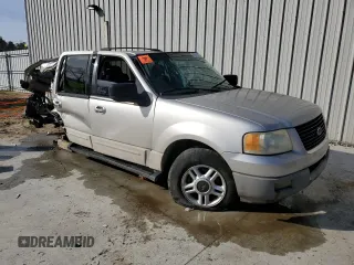 2003 Ford Expedition Special Service with VIN 1FMPU15L83LB17724, listed as a Copart auction lot 42503155 with 397,086 mi miles and Salvage Title. Bid and sale history available at carsss.com. Image 4.