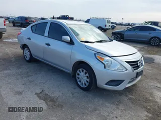 2018 Nissan Versa Sedan SV with VIN 3N1CN7AP1JL816919, listed as a IAAI auction lot 41562861 with 102,547 mi miles. Bid and sale history available at carsss.com. Image 1.