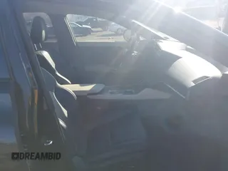 2024 Lexus RZ 300e Premium z VIN JTJABABB9RA005043, wystawiony jako IAAI lot #41452254 z przebiegiem 11 851 mil mil oraz . Historia ofert i sprzedaży dostępna na DreamBid. Obrazek 5.