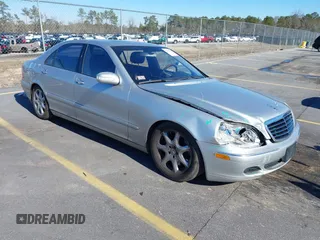 2004 Mercedes-Benz S-Class 5.0L with VIN WDBNG84J74A403779, listed as a IAAI auction lot 41346259 with 224,485 mi miles. Bid and sale history available at carsss.com. Image 1.
