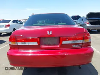 2002 Honda Accord SE z VIN 1HGCG56742A087457, wystawiony jako IAAI lot #42397581 z przebiegiem 187 534 mil mil oraz . Historia ofert i sprzedaży dostępna na DreamBid. Obrazek 16.