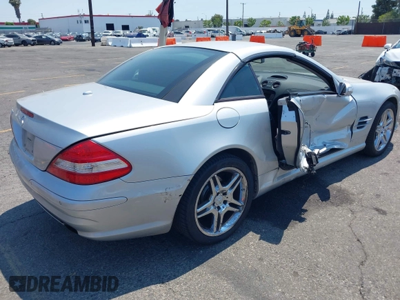 2008 Mercedes-Benz SL 550 with VIN WDBSK71F08F139065, listed as a IAAI auction lot 42756170 with 139,732 mi miles and . Bid and sale history available at DreamBid. Image 4.