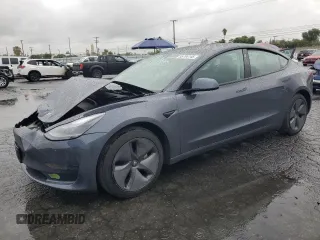 2023 Tesla Model 3 z VIN 5YJ3E1EA3PF502163, wystawiony jako Copart lot #55784145 z przebiegiem 32 257 mil mil oraz Szkoda całkowita • Salvage title. Historia ofert i sprzedaży dostępna na DreamBid. Obrazek 1.