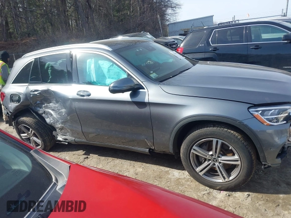2022 Mercedes-Benz GLC 300 with VIN W1N0G8EBXNV333958, listed as a IAAI auction lot 41749098 with 45,935 mi miles and . Bid and sale history available at DreamBid. Image 13.