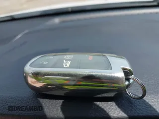 2021 Jeep Cherokee Limited с VIN 1C4PJMDN3MD114680, выставлен на аукционе IAAI как лот 42491880 с пробегом 49 876 миль миль и . История ставок и продаж доступна на DreamBid. Изображение 11.