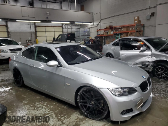 2007 BMW 3 Series 335i with VIN WBAWB73577P035945, listed as a Copart auction lot 44798955 with 61,558 mi miles and Salvage Title. Bid and sale history available at DreamBid. Image 4.