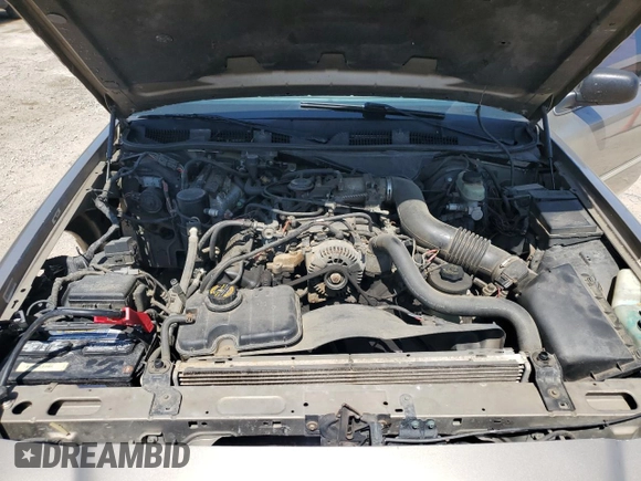 2001 Mercury Grand Marquis LS z VIN 2MEFM75W11X612617, wystawiony jako Copart lot #54782295 z przebiegiem 171 944 mil mil oraz Szkoda całkowita • Salvage title. Historia ofert i sprzedaży dostępna na DreamBid. Obrazek 11.