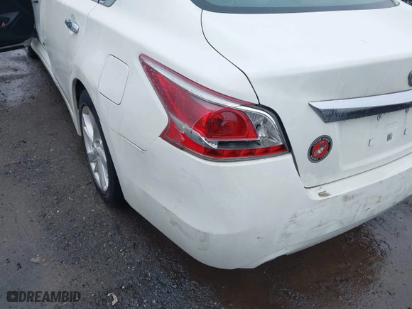 2013 Nissan Altima 2.5 SL with VIN 1N4AL3AP0DC106046, listed as a IAAI auction lot 41832840 with 98,522 mi miles. Bid and sale history available at carsss.com. Image 12.