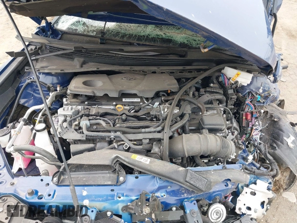 2025 Toyota Camry LE z VIN 4T1DAACK4SU024794, wystawiony jako IAAI lot #42475742 z przebiegiem Nie podano mil oraz . Historia ofert i sprzedaży dostępna na DreamBid. Obrazek 10.