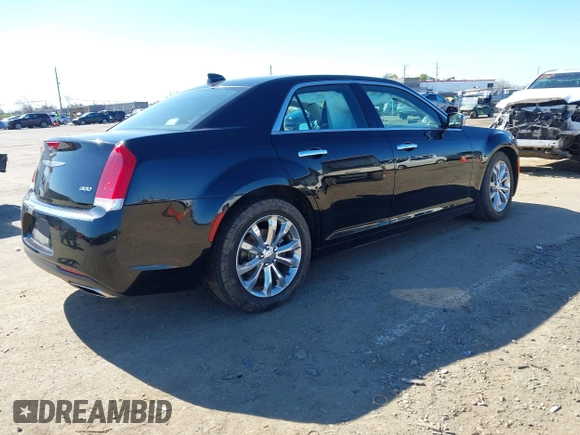 2019 Chrysler 300 Limited with VIN 2C3CCAKG8KH610865, listed as a IAAI auction lot 41668294 with 121,656 mi miles. Bid and sale history available at carsss.com. Image 4.