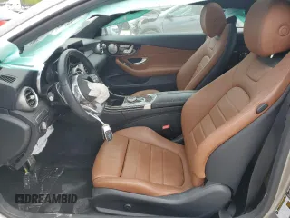 2019 Mercedes-Benz C 300 z VIN WDDWJ8DB3KF800735, wystawiony jako Copart lot #53254775 z przebiegiem 29 646 mil mil oraz Szkoda całkowita • Salvage title. Historia ofert i sprzedaży dostępna na DreamBid. Obrazek 7.