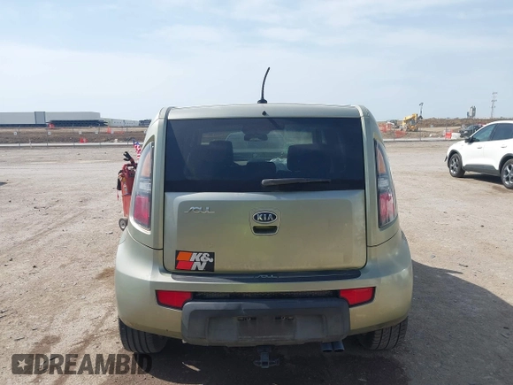 2011 Kia Soul + with VIN KNDJT2A28B7203204, listed as a IAAI auction lot 42028948 with 207,372 mi miles. Bid and sale history available at carsss.com. Image 16.