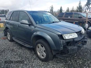 2005 Saturn VUE with VIN 5GZCZ53485S834445, listed as a IAAI auction lot 41914634 with 206,234 mi miles. Bid and sale history available at carsss.com. Image 1.