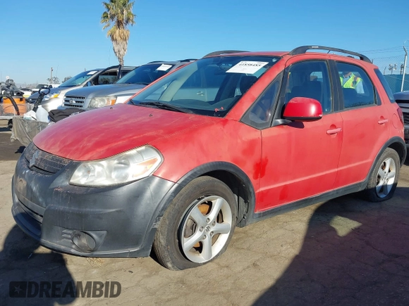 2008 Suzuki SX4 Regional Edition z VIN JS2YA413585103516, wystawiony jako IAAI lot #41858485 z przebiegiem 164 337 mil mil oraz . Historia ofert i sprzedaży dostępna na DreamBid. Obrazek 2.