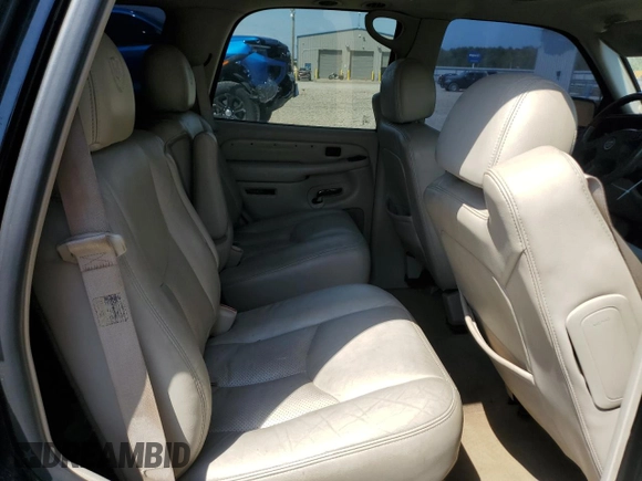 2004 Cadillac Escalade z VIN 1GYEC63T44R275260, wystawiony jako Copart lot #53201805 z przebiegiem 283 450 mil mil oraz Szkoda całkowita • Salvage title. Historia ofert i sprzedaży dostępna na DreamBid. Obrazek 11.