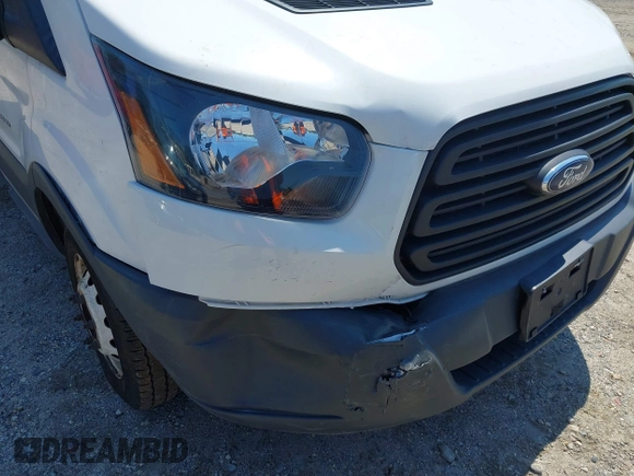 2018 Ford Transit z VIN 1FDBF8ZM8JKA99681, wystawiony jako IAAI lot #42656275 z przebiegiem 65 897 mil mil oraz . Historia ofert i sprzedaży dostępna na DreamBid. Obrazek 6.