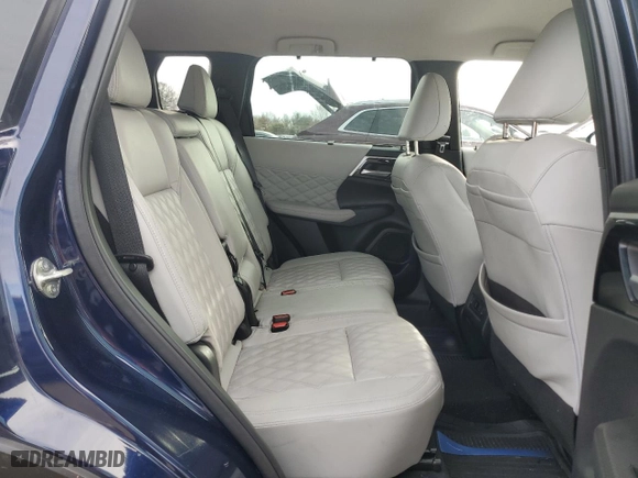2023 Mitsubishi Outlander SEL with VIN JA4J3VA83PZ006954, listed as a Copart auction lot 82589384 with 20,245 mi miles and Salvage Title. Bid and sale history available at carsss.com. Image 11.