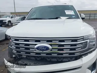 2020 Ford Expedition Limited with VIN 1FMJU1KT2LEA43554, listed as a IAAI auction lot 40889191 with 96,824 mi miles. Bid and sale history available at carsss.com. Image 12.