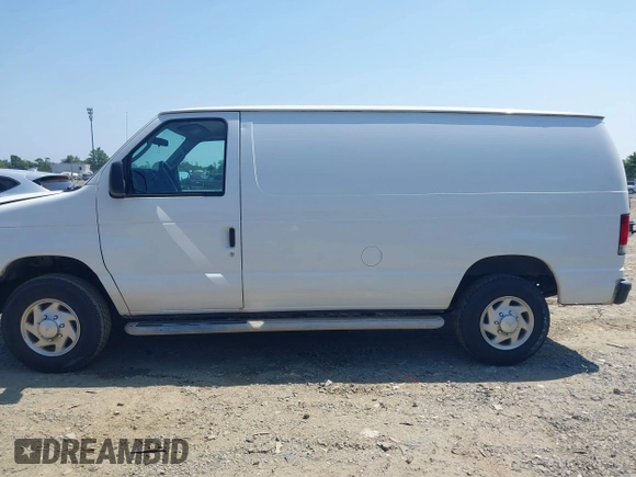 2013 Ford Econoline Cargo Commercial z VIN 1FTNE2EW7DDA46178, wystawiony jako IAAI lot #42541409 z przebiegiem 269 178 mil mil oraz . Historia ofert i sprzedaży dostępna na DreamBid. Obrazek 14.