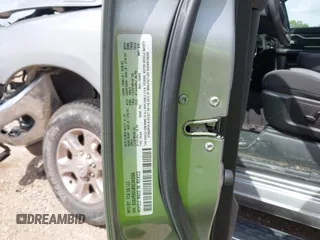 2024 Ram 2500 Big Horn z VIN 3C6UR5DL8RG343566, wystawiony jako IAAI lot #42526456 z przebiegiem Nie podano mil oraz . Historia ofert i sprzedaży dostępna na DreamBid. Obrazek 9.