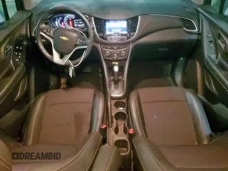 2022 Chevrolet Trax LT with VIN KL7CJPSM8NB557105, listed as a Copart auction lot 55352285 with 22,028 mi miles and Salvage title. Bid and sale history available at DreamBid. Image 8.