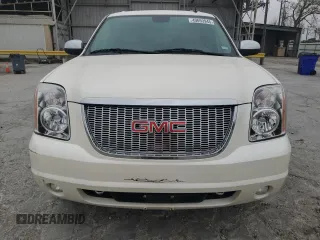 2009 GMC Yukon XL SLT w/4SB with VIN 1GKFC36J39R178579, listed as a Copart auction lot 49693945 with 209,135 mi miles and Salvage Title. Bid and sale history available at carsss.com. Image 5.