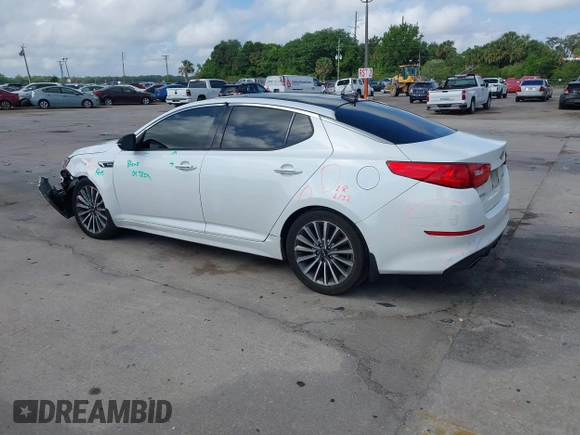 2015 Kia Optima SX Turbo with VIN 5XXGR4A60FG503940, listed as a IAAI auction lot 41944773 with 214,914 mi miles. Bid and sale history available at carsss.com. Image 3.