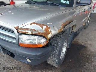 2002 Dodge Durango SLT with VIN 1B4HS48N92F141070, listed as a IAAI auction lot 41878553 with 206,887 mi miles. Bid and sale history available at carsss.com. Image 6.
