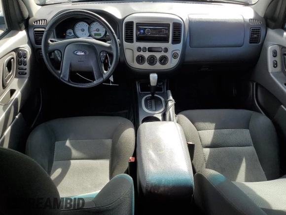 2007 Ford Escape XLT with VIN 1FMYU03197KA85751, listed as a Copart auction lot 50204745 with 120,196 mi miles and Salvage Title. Bid and sale history available at carsss.com. Image 8.
