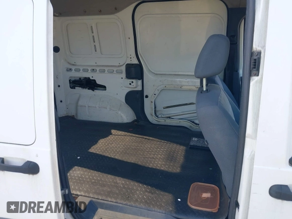 2010 Ford Transit Connect XLT z VIN NM0LS7DN9AT004230, wystawiony jako IAAI lot #42655333 z przebiegiem 123 774 mil mil oraz . Historia ofert i sprzedaży dostępna na DreamBid. Obrazek 8.