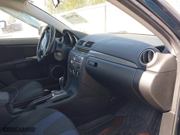 2007 Mazda Mazda3 s Touring with VIN JM1BK323171630318, listed as a IAAI auction lot 41750386 with 232,731 mi miles. Bid and sale history available at carsss.com. Image 5.