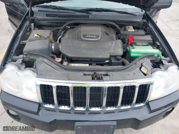 2007 Jeep Grand Cherokee Limited with VIN 1J8HR58277C634743, listed as a IAAI auction lot 41886012 with 197,209 mi miles. Bid and sale history available at carsss.com. Image 10.